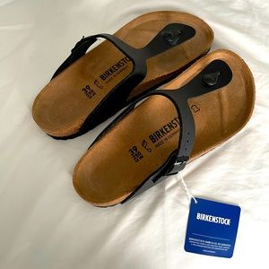 NWT Birkenstock size 8/8.5 EU39 Black Gizeh Sandals